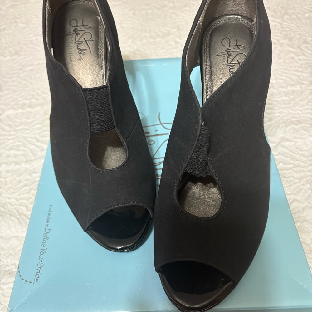 Life Stride Black suede Open Toe Heels